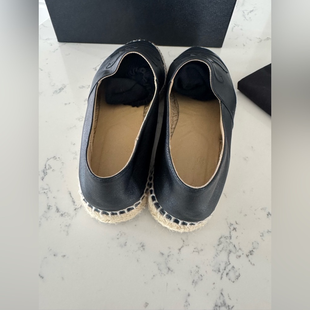 Chanel CC Lambskin Espadrilles Black Leather Size 41 | Box & Dust Bags - Picture 7 of 16